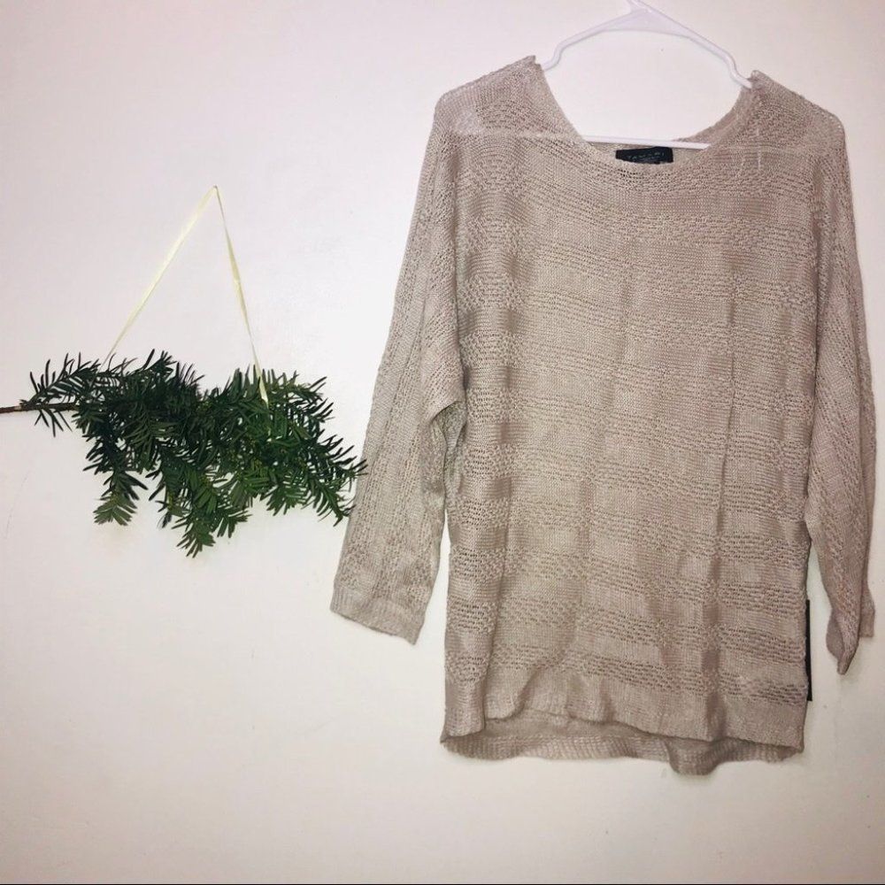 NWT Tahari Linen long sleeve size S